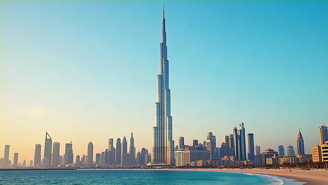 Rascacielos Burj Khalifa dominando el horizonte de Dubai