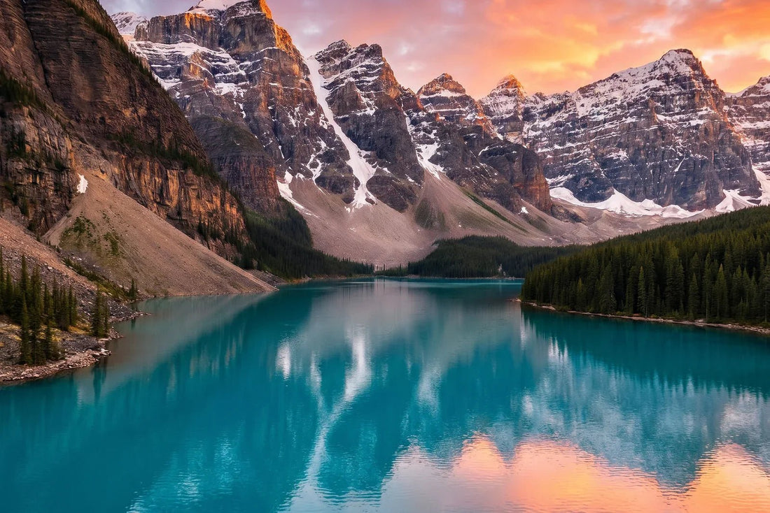 Der Moraine Lake in Banff, Kanada — eSIM Kanada von PuraSIM