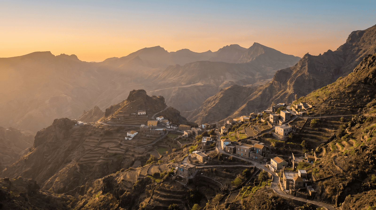 Paisaje de Cabo Verde con cobertura 4G/5G de la eSIM de PuraSIM
