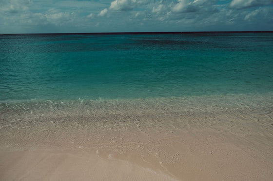 eSIM für Anguilla: Internet im karibischen Paradies ohne teures Roaming