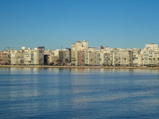eSIM para Uruguay — Montevideo, Punta del Este y Colonia