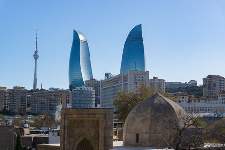 eSIM pour l'Azerbaïdjan : internet à Bakou et sur la route du Caucase