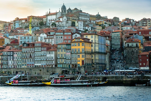 eSIM para Oporto: internet nada más aterrizar en tu escapada