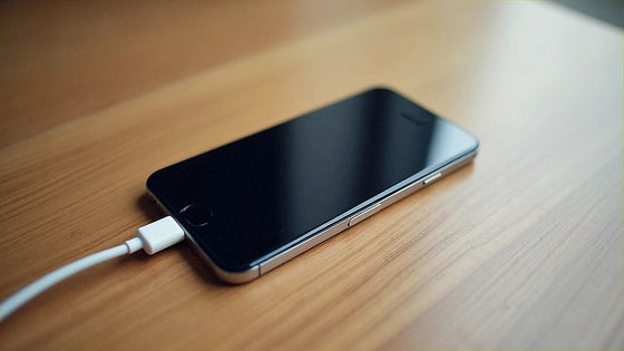 リチャージ可能なeSIM：何も再インストールせずにデータをリチャージする方法です。