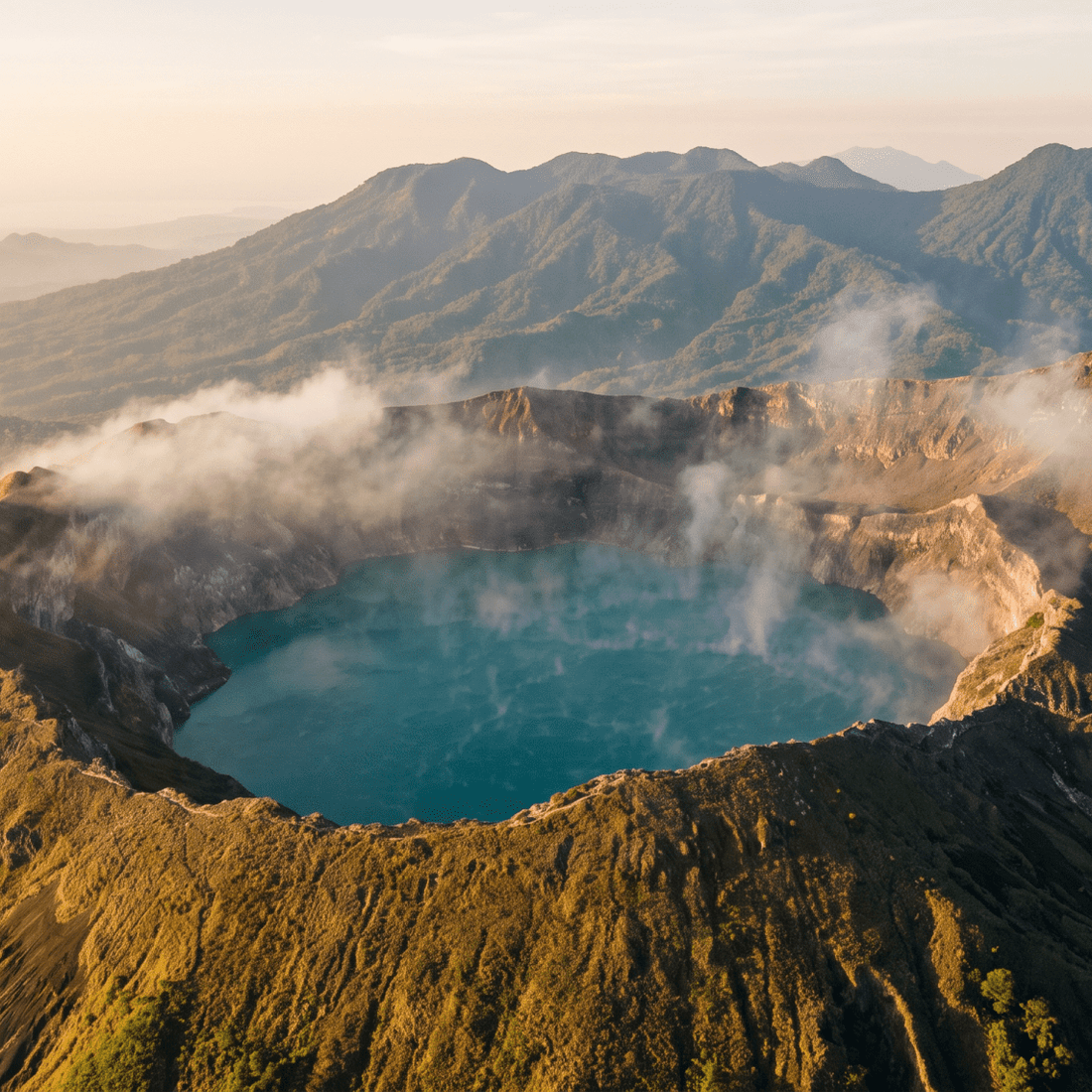 Paisaje de El Salvador con cobertura 4G/5G de la eSIM de PuraSIM