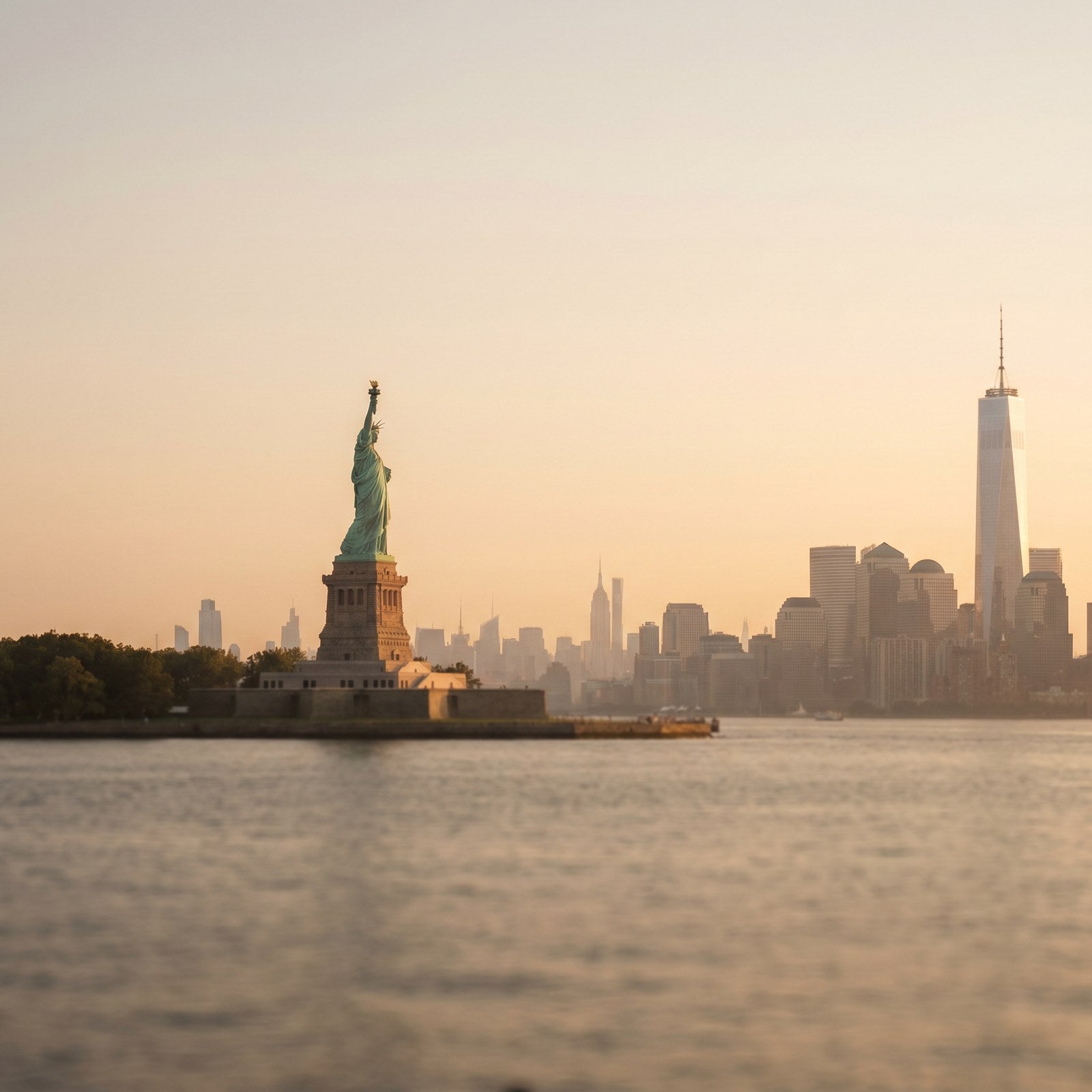 Atardecer en Estados Unidos, conectado con datos móviles sin roaming