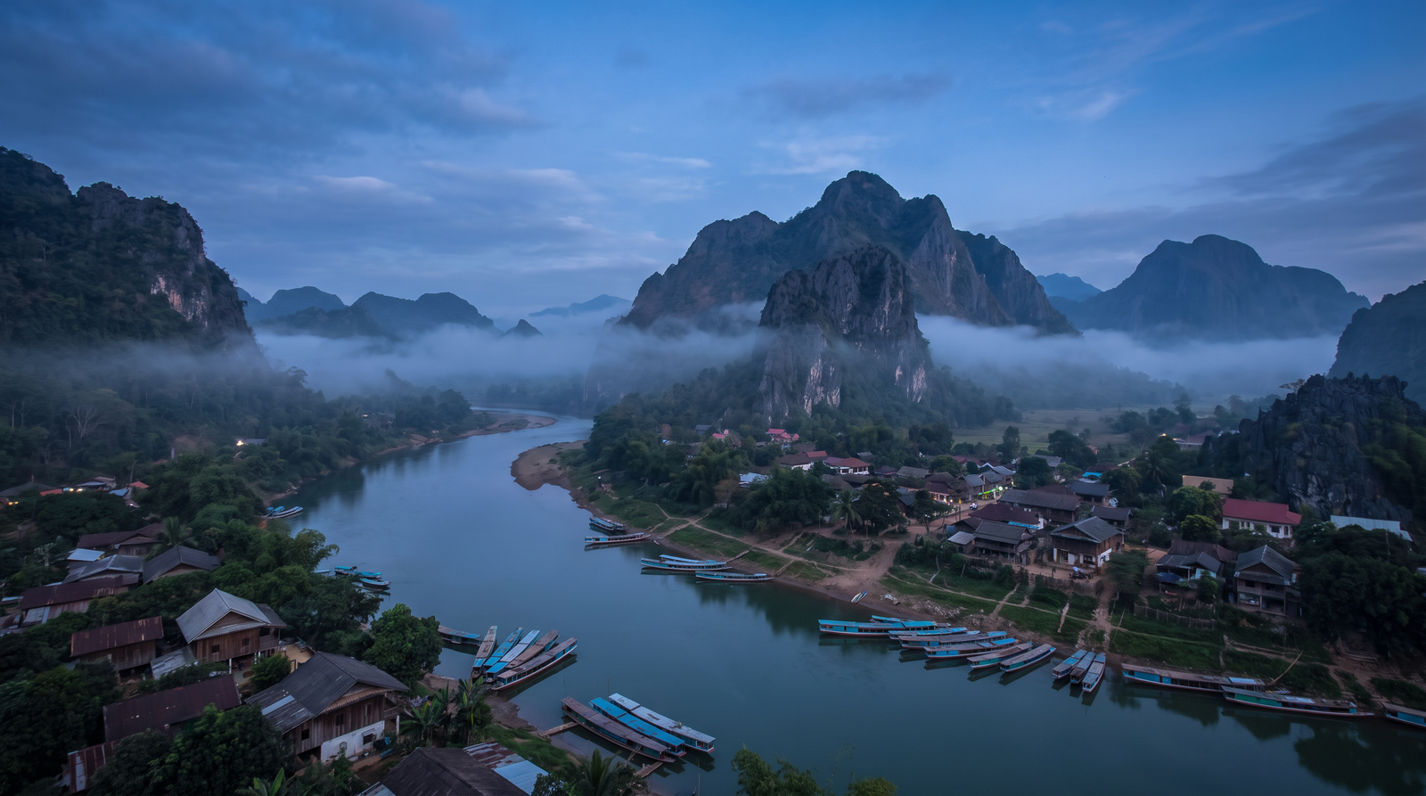 Atardecer en Laos, conectado con datos móviles sin roaming