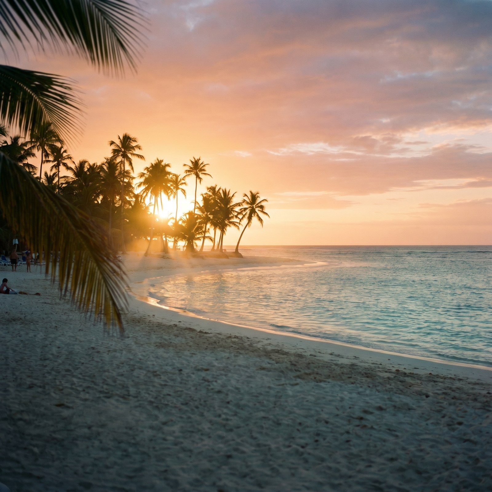 Atardecer en República Dominicana, conectado con datos móviles sin roaming